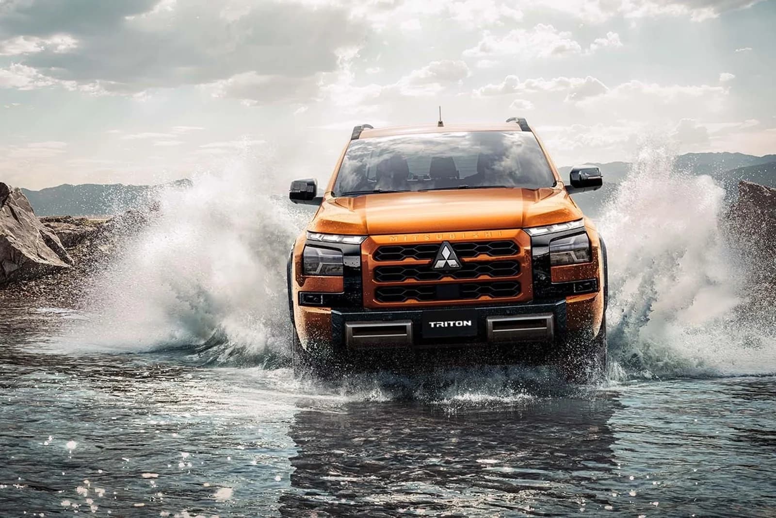 Triton - Mitsubishi Moveo Bình Định